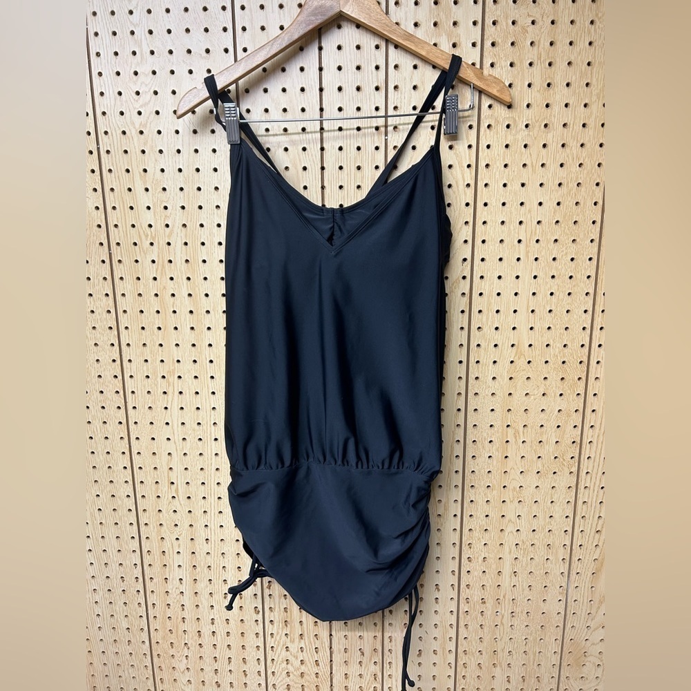 Athleta Rouched Swim Top